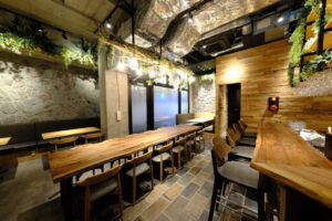 カジュアルイタリアン「碧い月」の店舗新装工事を施工