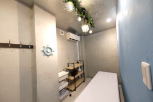 隠れ家エステ「Elan marine」の空間デザイン