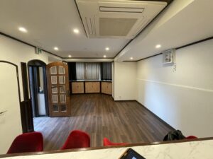 動線と手仕事を味わう、創作和食「小料理 つばめ」の空間づくりを担当